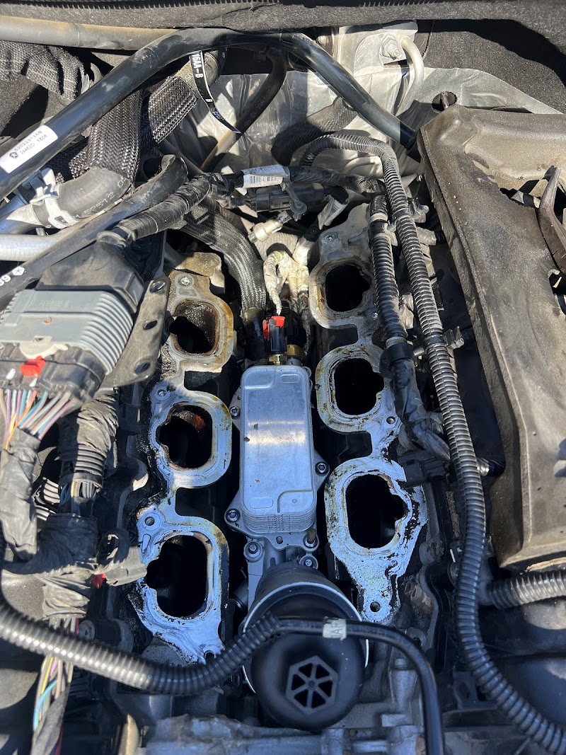 Pat's Mobile Auto Repair LLC Mechanic work photo 1